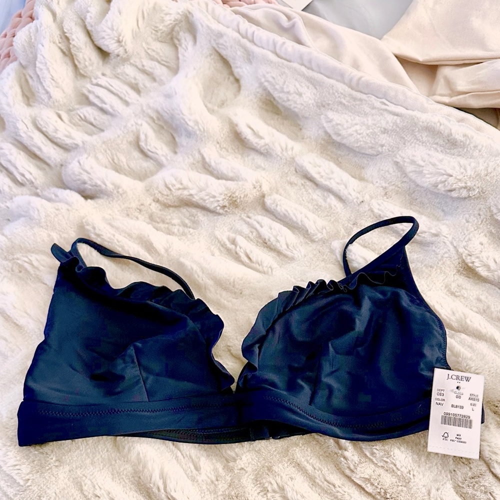 NWT J Crew ruffle bikini top in navy. Size L